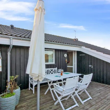 Freda - 400m From The Sea In Nw Jutland By Interhome Løkken